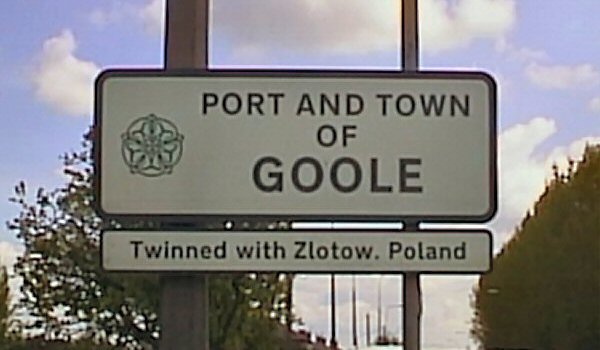 Welcome to Goole street sign